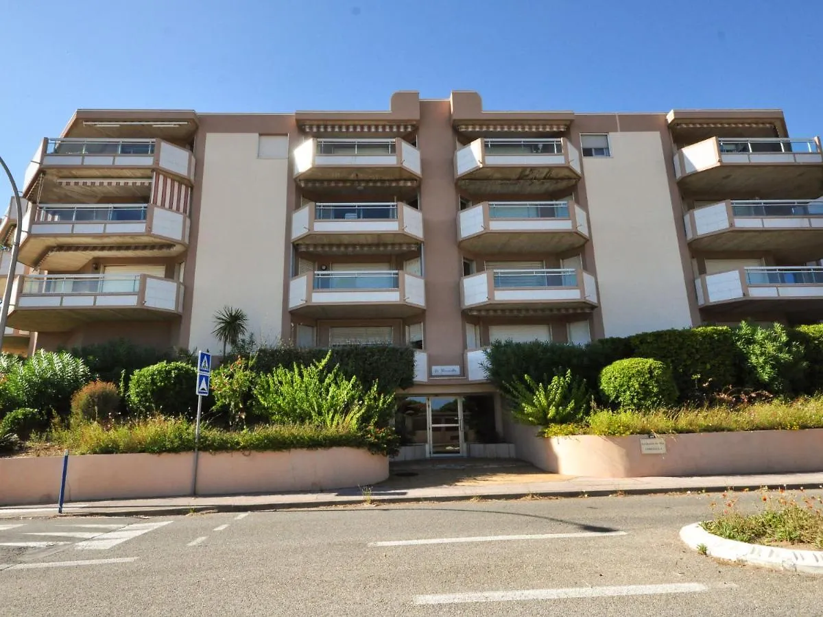 Apartment Les Jardins Del Mar-2 By Interhome Cavalaire-sur-Mer